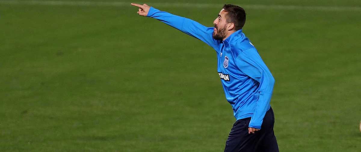 Μετά το δεύτερο σοβαρό τραυματισμό του ο διεθνής άσος είχε αποφασίσει να αποσυρθεί