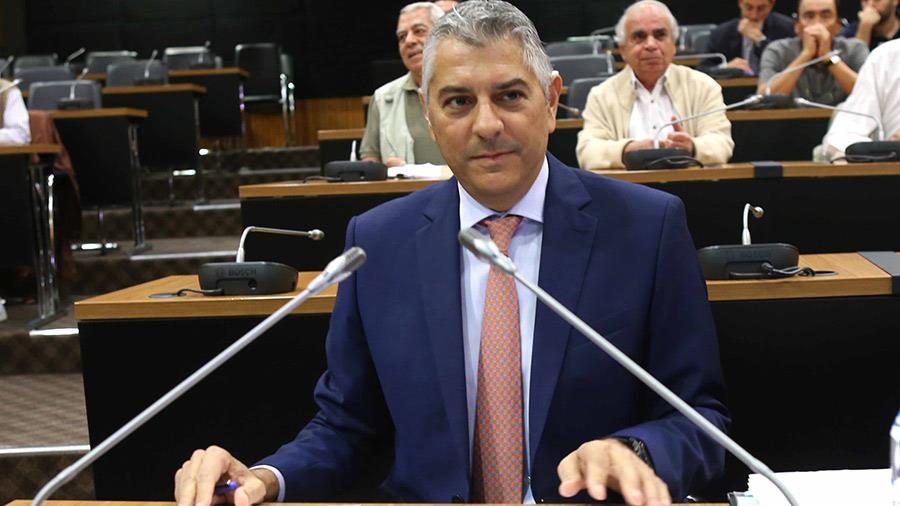 xatzigianniserevnitiki2