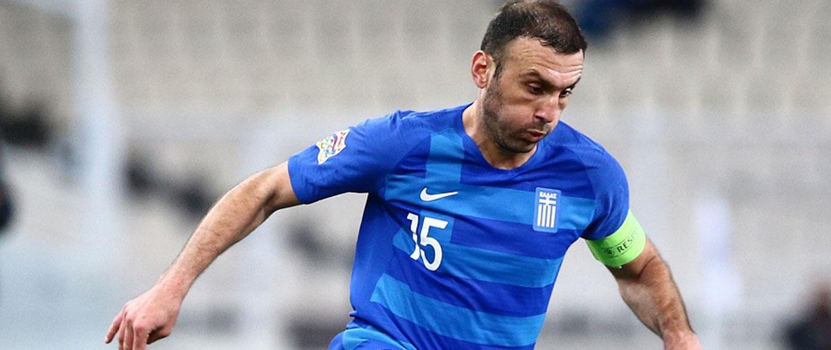 Στον αγώνα με την Εσθονία στο ΟΑΚΑ ο 33χρονος μπακ συμπλήρωσε 100 εμφανίσεις με την Εθνική