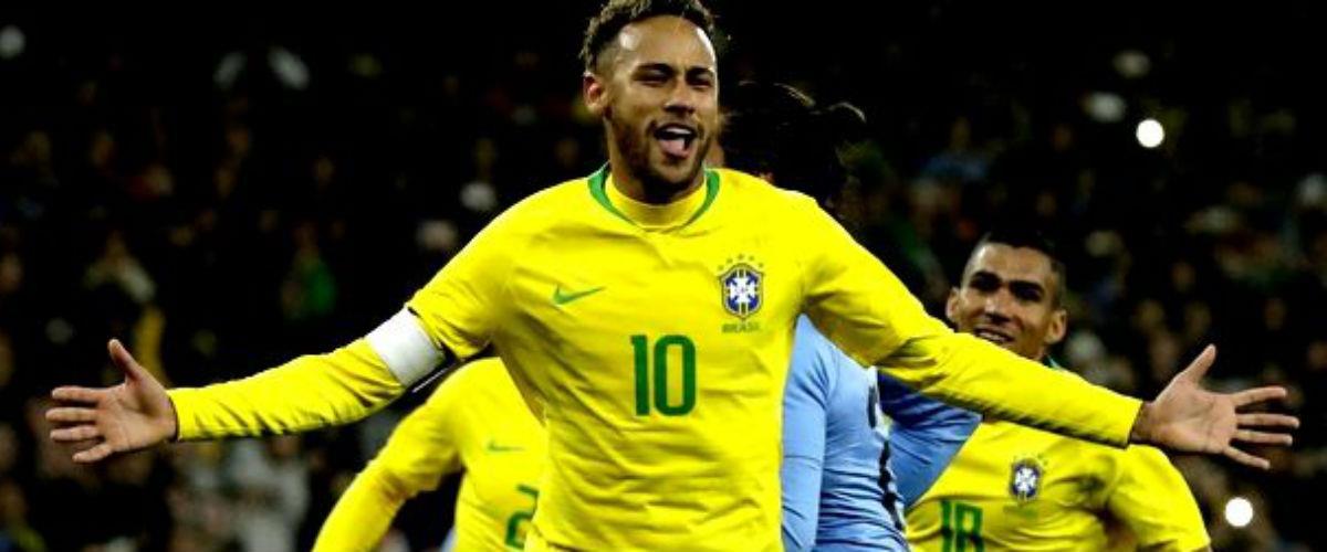 Ο Νεϊμάρ παρουσιάστηκε καθησυχαστικός για τον τραυματισμό του στον προσαγωγό στο νικηφόρο φιλικό της Βραζιλίας με το Καμερούν