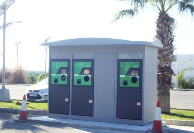 ΠΑΡΑΔΟΘΗΚΕ ΣΤΟ ΔΗΜΟ ΛΑΡΝΑΚΑΣ ΕΞΟΠΛΙΣΜΟΣ ΑΝΑΚΥΚΛΩΣΗΣ