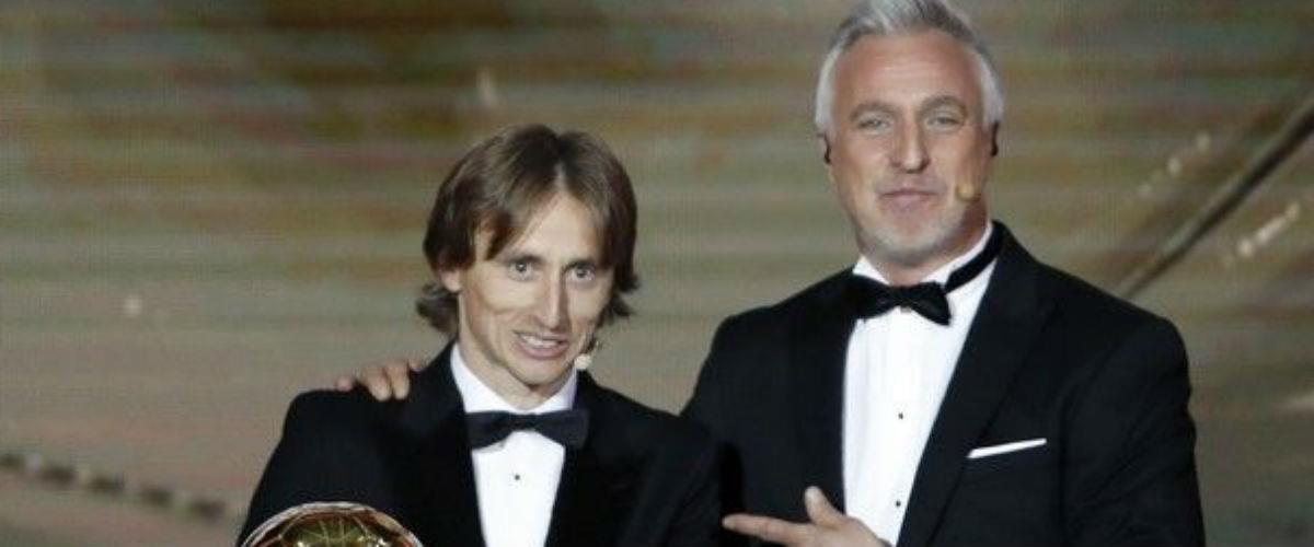 Ο Λούκα Μόντριτς κέρδισε πανάξια και πανηγυρικά τη Χρυσή Μπάλα όμως το France Football δέχτηκε πλήγμα από την αποκάλυψη για δημοσιογράφο που ψήφισε για το βραβείο και... δεν υπάρχει πουθενά!