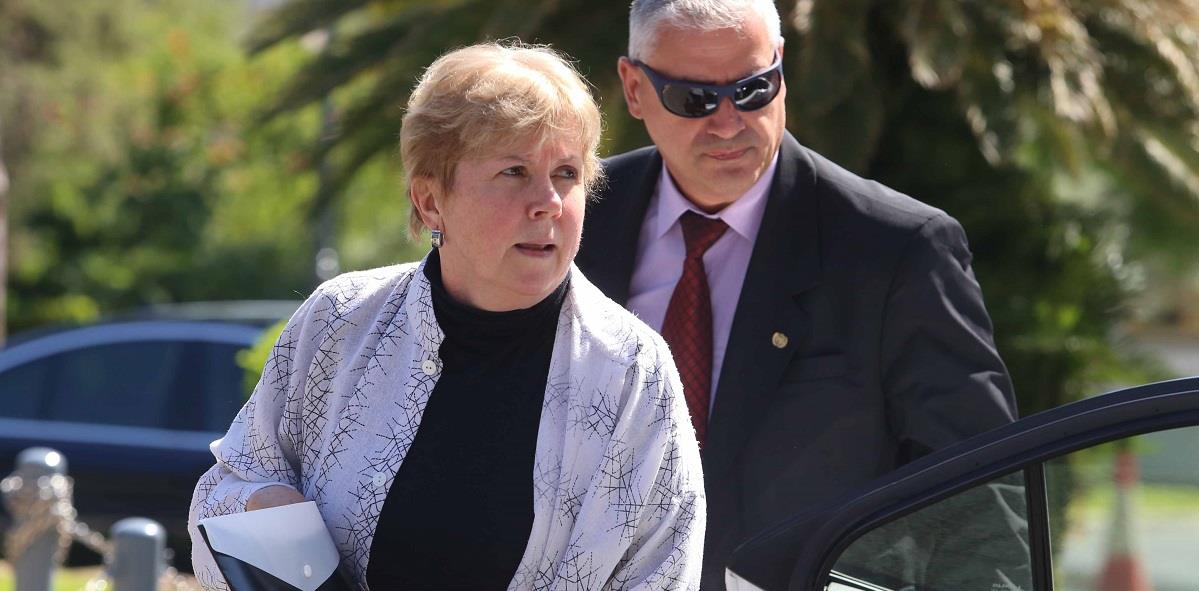 ΤΖΕΙΝ ΧΟΛ ΛΟΥΤ 