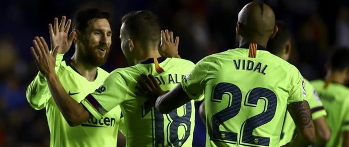 Ο Αργεντινός έκανε χατ - τρικ και έδωσε δύο ασίστ σε Σουάρες - Πικέ για το 5-0 των Καταλανών