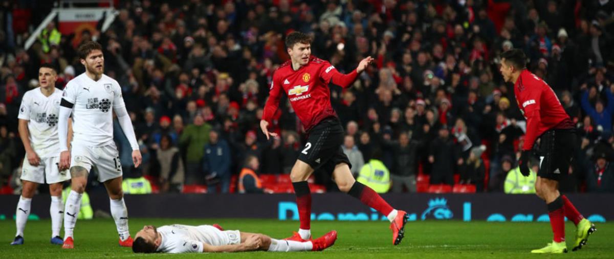 Με γκολ στο 87' και στο 92' η Μάντσεστερ Γιουνάιτεντ γλίτωσε την ήττα από την Μπέρνλι (2-2) 