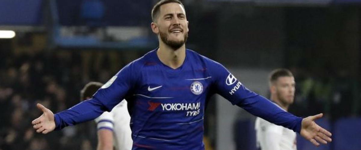 Ο Ζινεντίν Ζιντάν ανακοινώθηκε τη Δευτέρα από τη Ρεάλ Μαδρίτης και την Τρίτη στην Αγγλία υποστηρίζουν πως η «Βασίλισσα» έκανε ήδη κίνηση για τον Εντέν Αζάρ