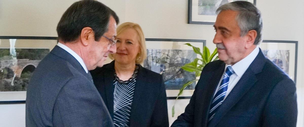 ΠΡΟΕΔΡΟΣ ΑΝΑΣΤΑΣΙΑΔΗΣ – Τ/Κ ΗΓΕΤΗΣ ΣΥΝΟΜΙΛΙΕΣ