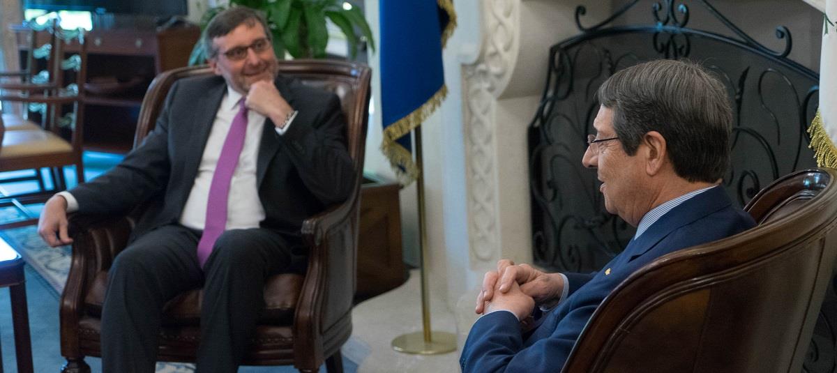 ΠΡΟΕΔΡΟΣ ΔΗΜΟΚΡΑΤΙΑΣ – ΥΦ.ΕΞΩΤΕΡΙΚΩΝ ΗΠΑ ΜΑΘΙΟΥ ΠΑΛΜΕΡ