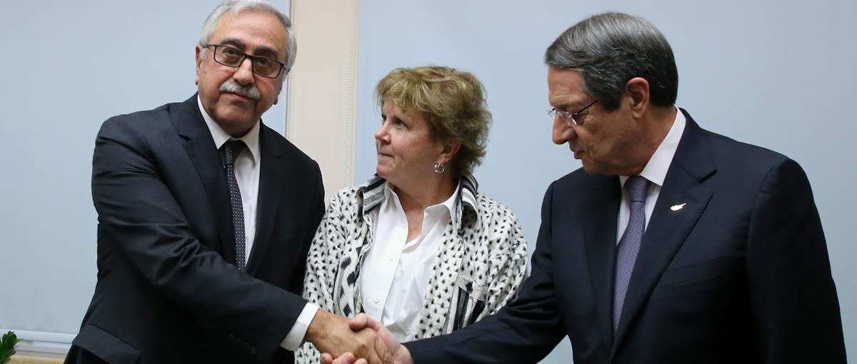 ΤΖΕΙΝ ΧΟΛ ΛΟΥΤ - ΠΡΟΕΔΡΟΣ ΑΝΑΣΤΑΣΙΑΔΗΣ - Τ/Κ ΗΓΕΤΗΣ ΜΟΥΣΤΑΦΑ ΑΚΙΝΤΖΙ