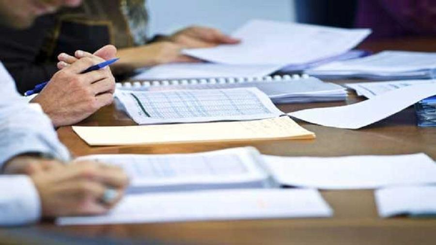 δημόσιοι υπάλληλοι 