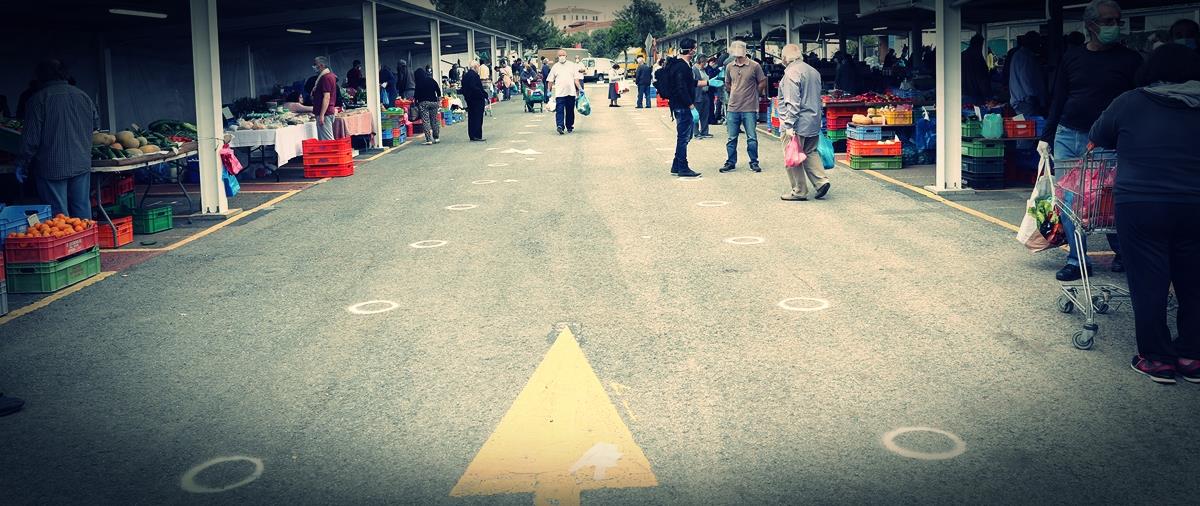 ΥΠΟΥΡΓΟΣ ΓΕΩΡΓΙΑΣ - ΕΠΙΣΚΕΨΗ ΣΕ ΛΑΪΚΗ ΑΓΟΡΑ