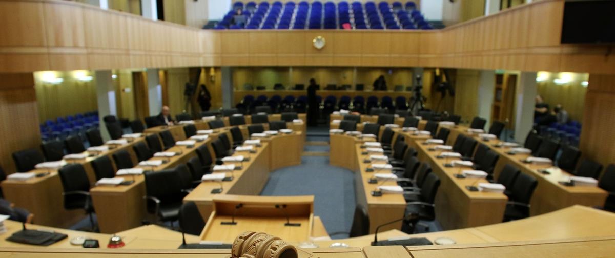 ΟΛΟΜΕΛΕΙΑ ΒΟΥΛΗΣ ΤΕΛΕΥΤΑΙΑ ΣΥΝΕΔΡΙΑ