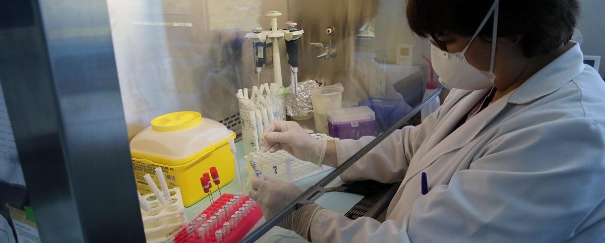 ΙΝΣΤΙΤΟΥΤΟ ΝΕΥΡΟΛΟΓΙΑΣ ΚΑΙ ΓΕΝΕΤΙΚΗΣ - Ο ΚΟΡΩΝΟΪΟΣ ΣΤΟ ΜΙΚΡΟΣΚΟΠΙΟ