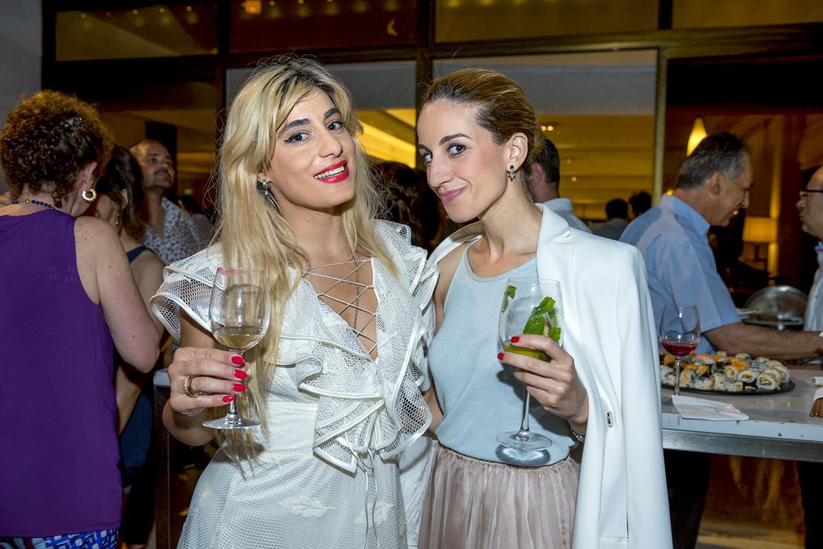 Η Στάλω Μαρκίδου και ο Ντίνα Δημητρίου 