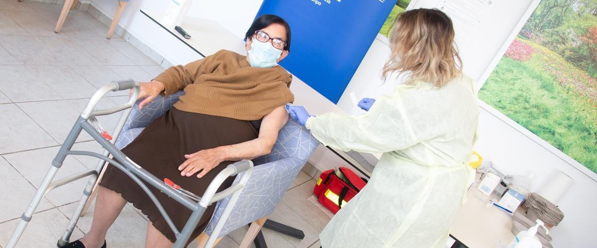 Εμβολιασμός σε οίκο ευγηρίαςςVaccinat