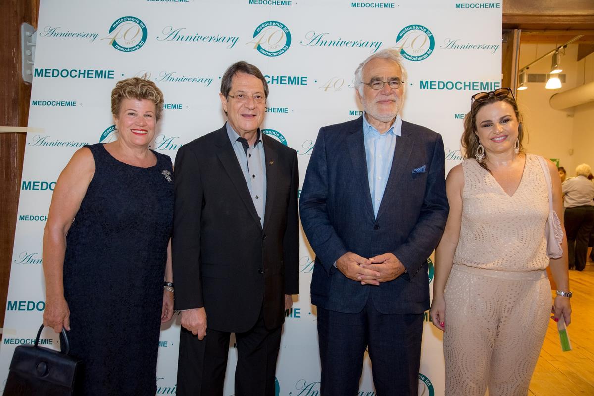 H Άντρη Αναστασιάδη, o Νίκος Αναστασιάδης, ο Δρ Ανδρέας Πίττας και η Ιόλη Πίττα