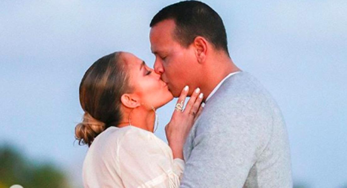 3894450254873418 Jennifer-Lopez-Alex-Rodriguez-engagment-photos