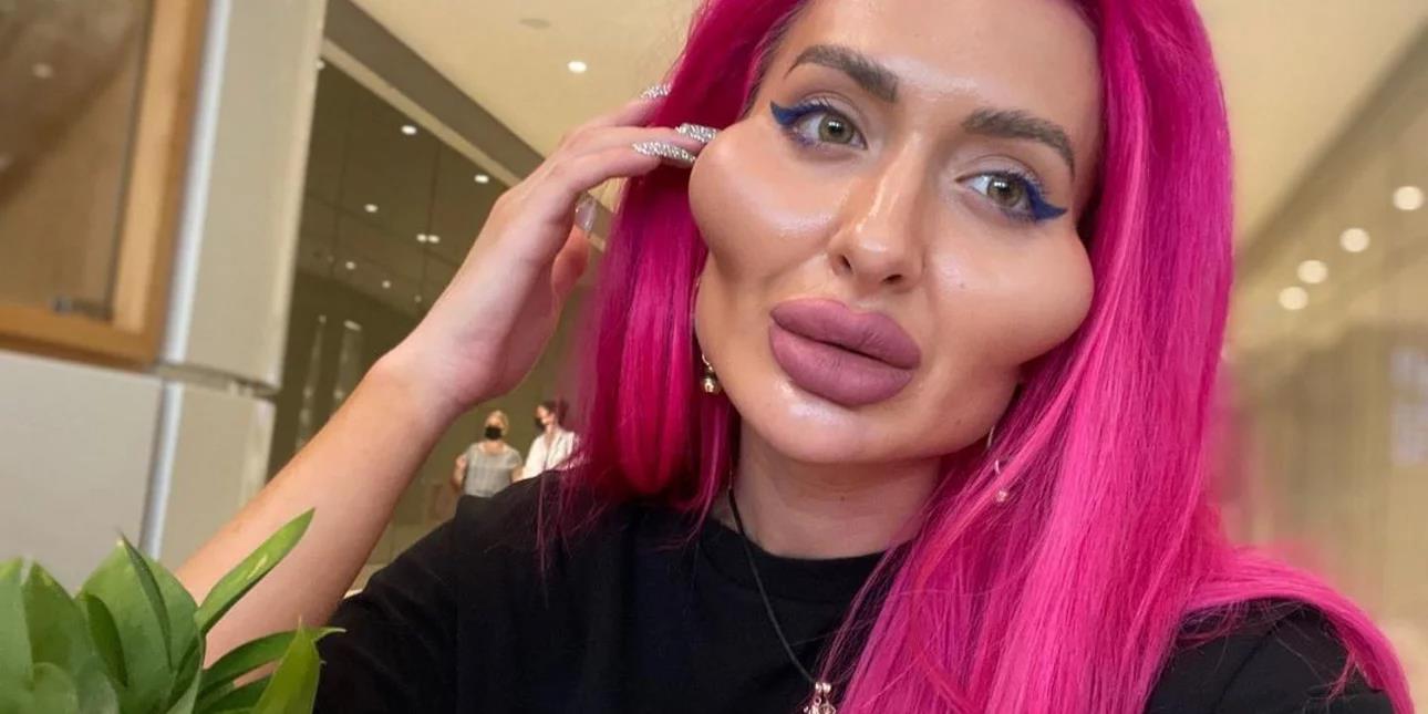 3995788240293840 image