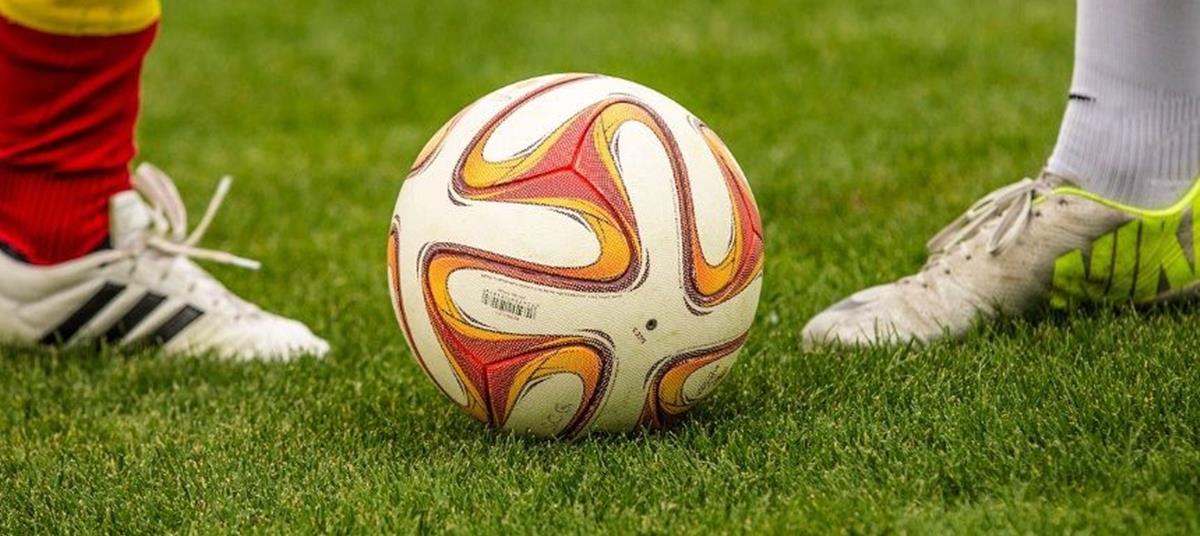 4000286153395089 football-4-c8ca912d