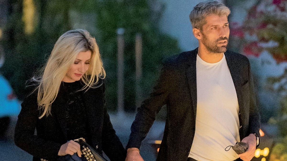 4006768940427912 yourtipstergr-new-cover-photo-1-3