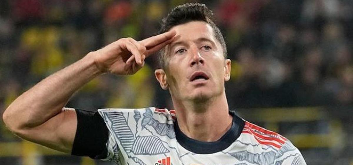 4016170122173516 robert-lewandowski de6aacc
