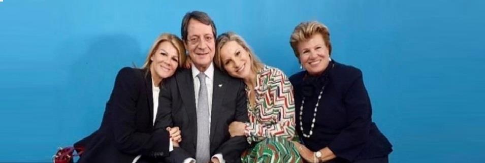 4019843163222590 anastasiades kores