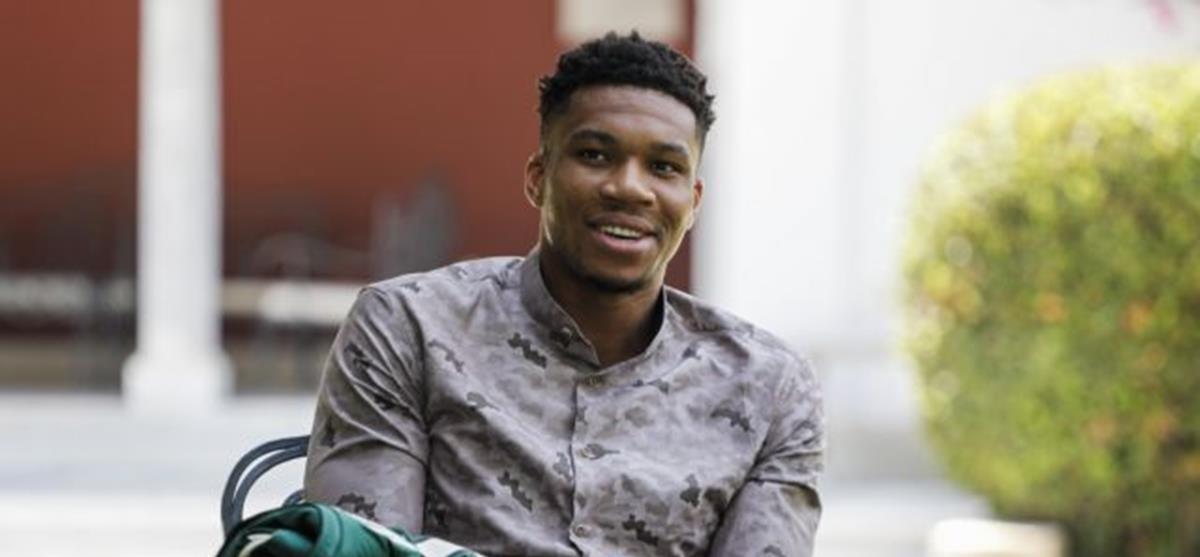 4025058132171767 giannis