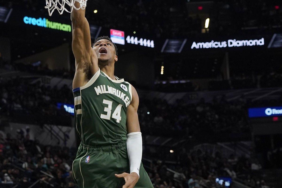4044637536011057 giannis antetokounmpo