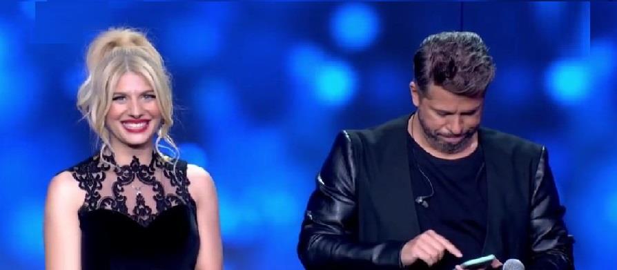 4056019006974701 FCE48GfXMAEYY8Z