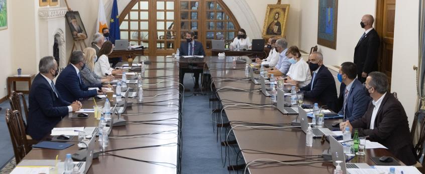 4069011388496320 cache 846x3000 Analog medium 841541 500096 2872021