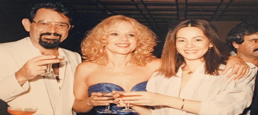 4076728552973297 φ2-2