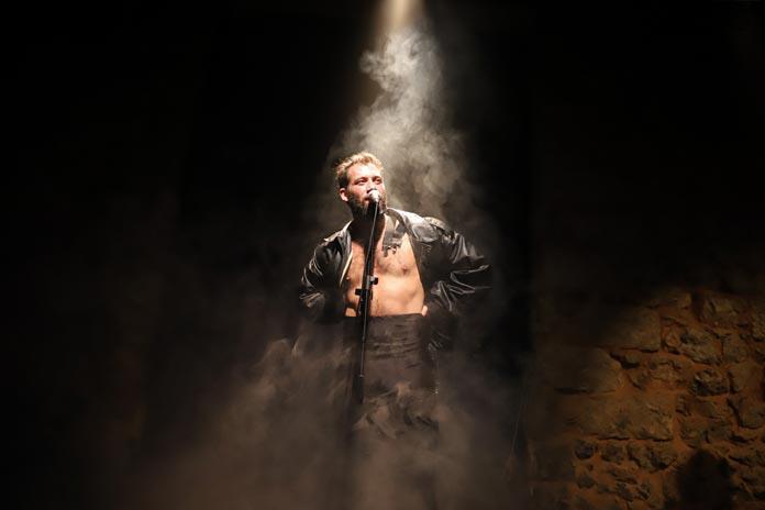 4093972574213847 061221-me-epitychia-egine-i-premiera-toy-nizinski-i-profiteia-tis-fotias-1