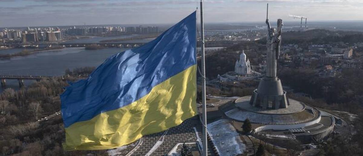 4141556122130450 oukrania-enaerios-xoros