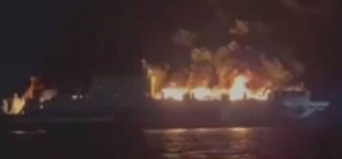 4144010311476490 f793ec7488576e57cbcfc761bba175d9 L