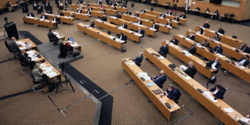 4148539381895170 cache 846x3000 Analog medium 918804 136569 1622022