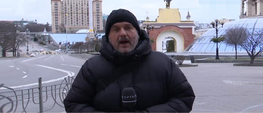 4158815434306486 H G