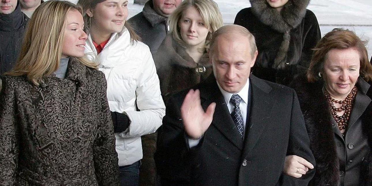 4185611924111261 image