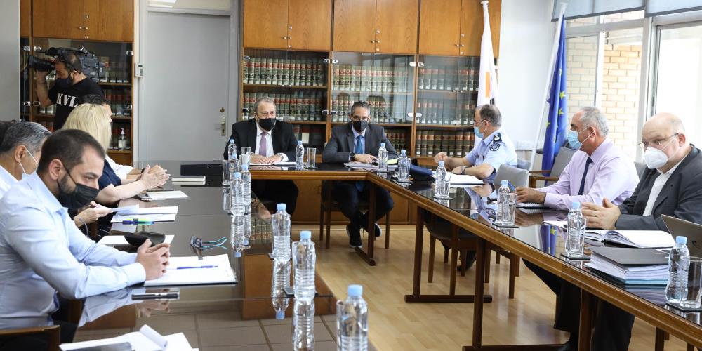 4204732862239990 SLIDER Πολιτογραφήσεις Σύσκεψη 290422 (12)