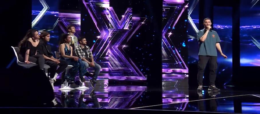 4205378713512886 φγ