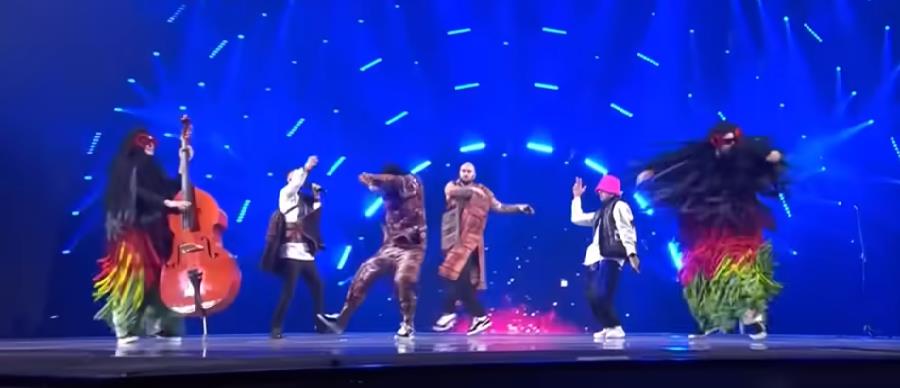 4215080631078153 bcbb