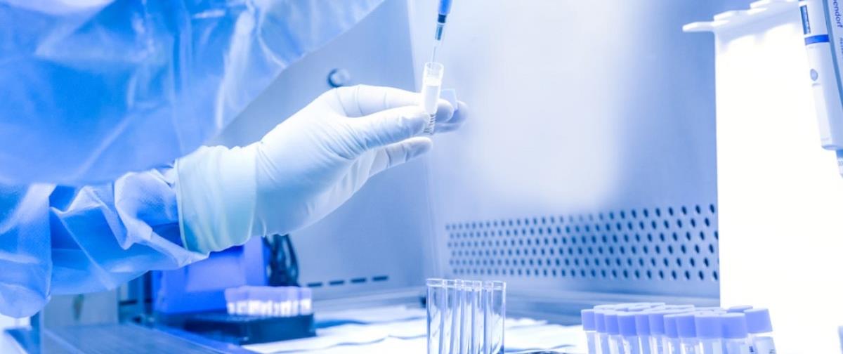 4231501333046503 doctor-cdc-pox-vial