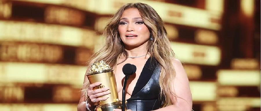 4237547868023763 C XB