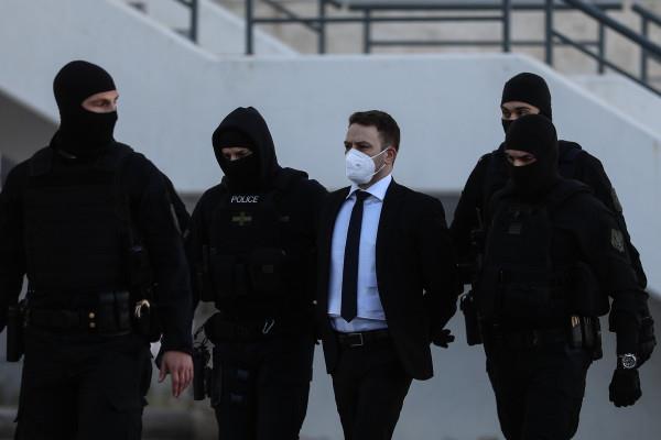 4237591459994489 babis