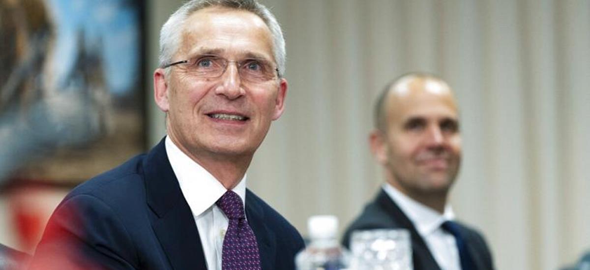 4244389993390596 549