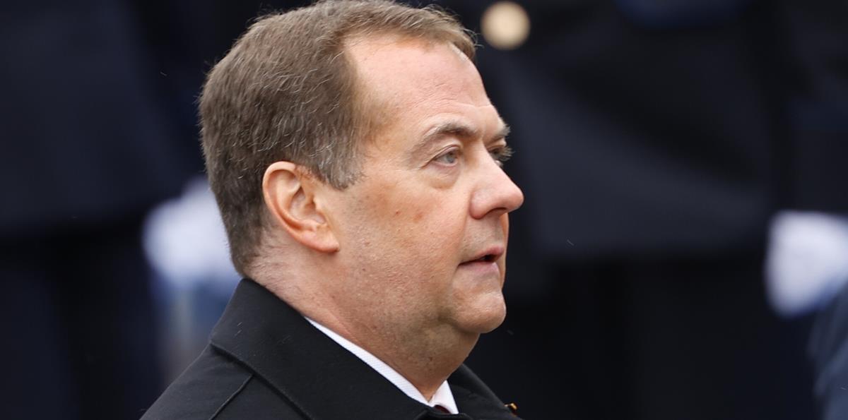 4256317186691007 medvedev