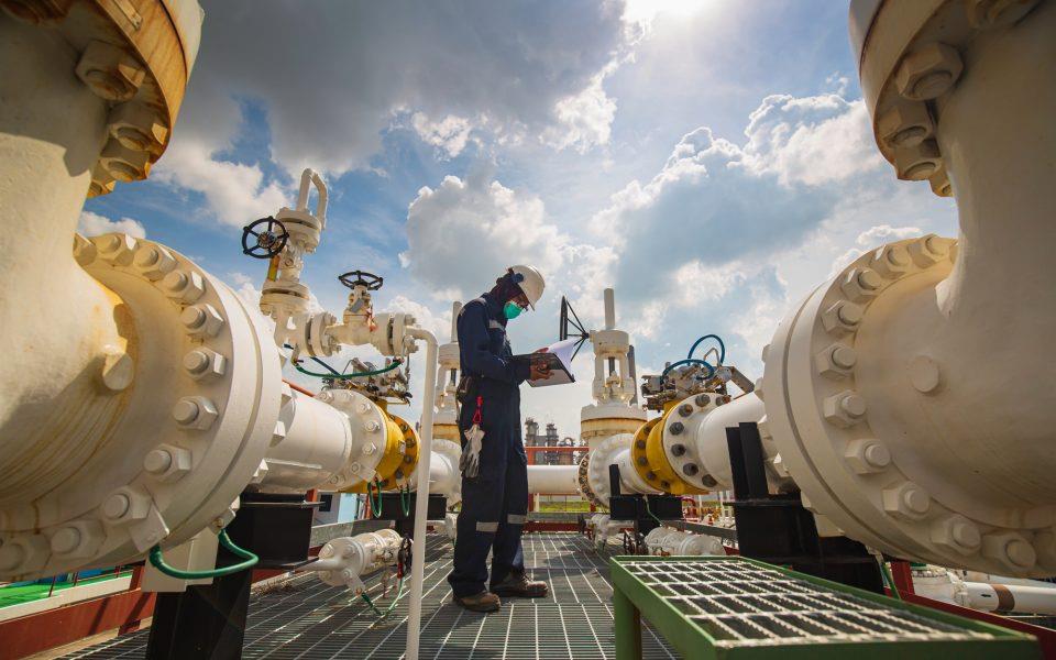 4279909792012715 b056ac644c7c23548c82f2cc0bebd58d gasshutterstock 2068701212-1-960x600