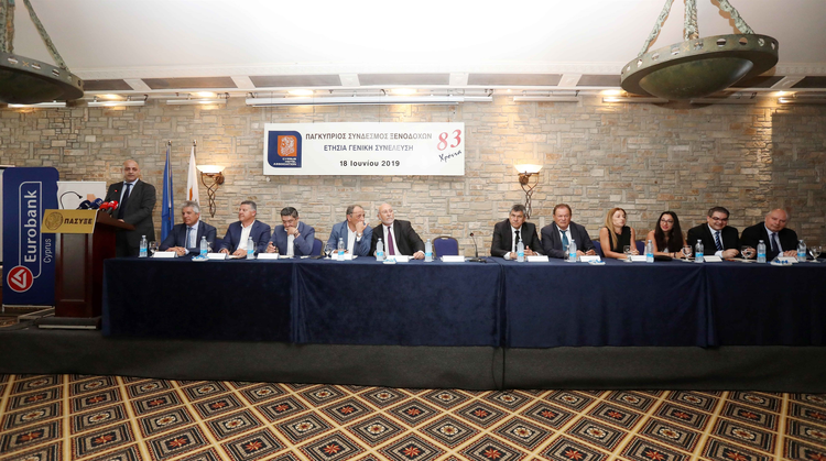 26e01470-e020-4cc2-aeca-6b2d5c7de048.jpg