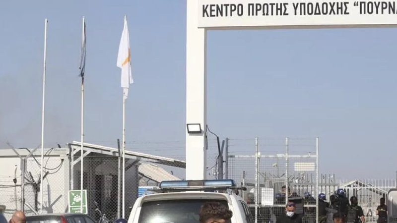 πουρ