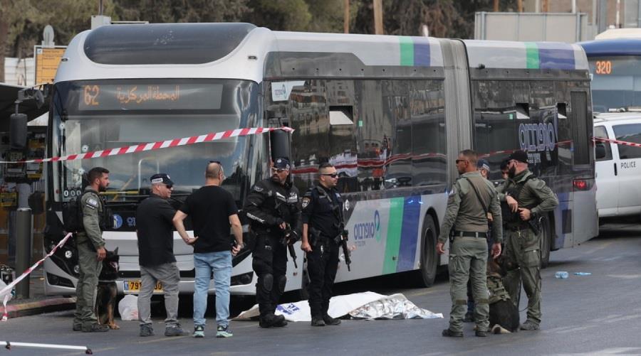 Νεκροί οι δράστες της επίθεσης στο Ισραήλ-Μίλησε για αγώνα ενάντια στο απόλυτο κακό ο Χέρτσογκ (vids&pics) Νεκροί οι δράστες της επίθεσης στο Ισραήλ-Μίλησε για αγώνα ενάντια στο απόλυτο κακό ο Χέρτσογκ (vids&pics)