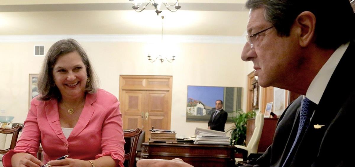 4192095772565923 Victoria Nuland-Nicos Anastasiades-AP-Photo-Petros-Karadjias-1